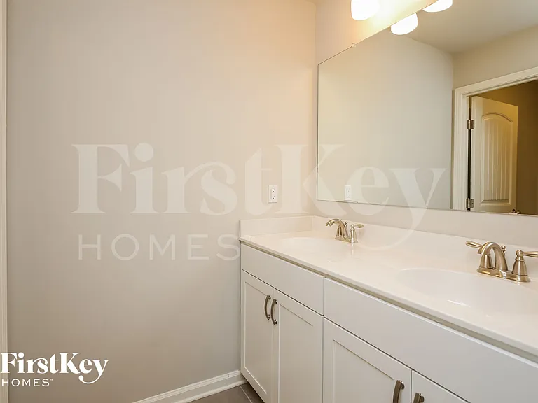 2025 Sorrento Ct — Photo 17