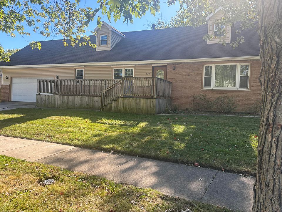 1st image of 425 Sherwood Dr
