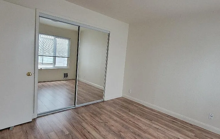 6533 Geary Blvd #1 — Photo 4