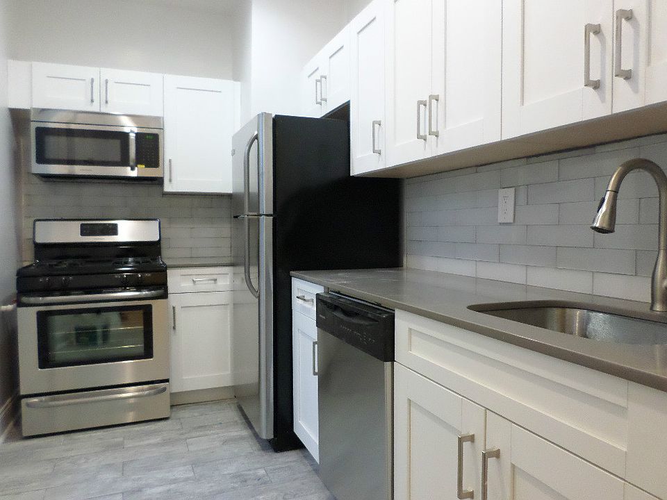 1st image of 3149 29th St #B10
