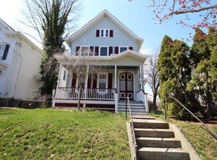 57 Broad St, Flemington, NJ 08822