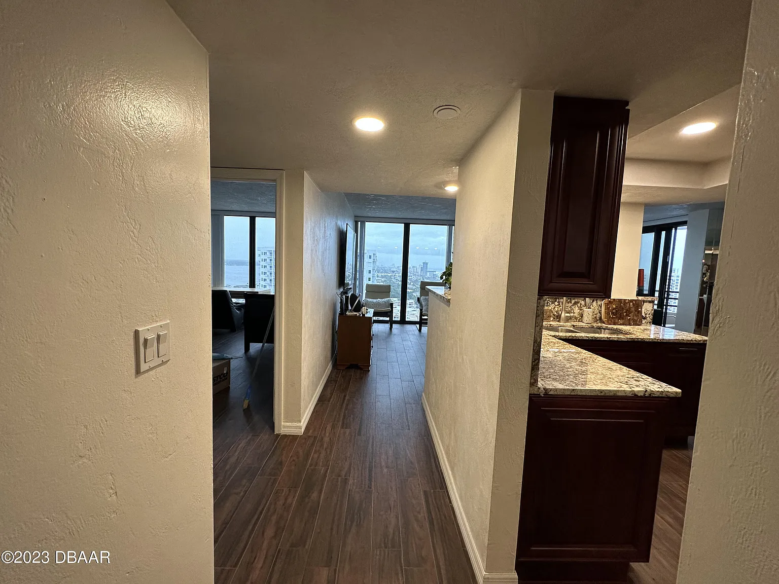 2 bed, 2.0 bath, 1327 sqft, $2,750 — Photo 3