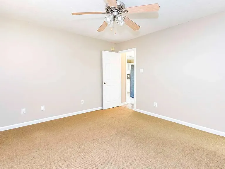 17 Hillside Cv — Photo 17