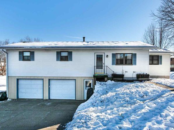 Bellevue Real Estate Bellevue Ia Homes For Sale Zillow