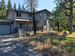 223 Gary Ln, Merlin, OR 97532
