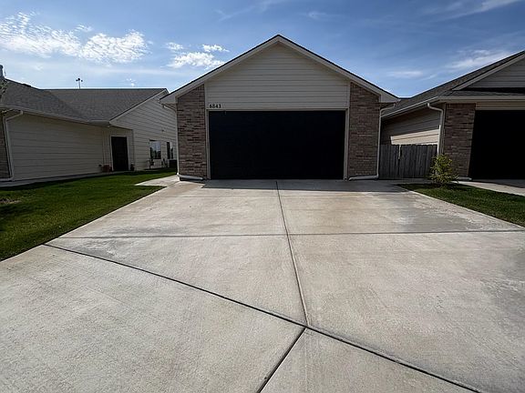 3rd image of 6843-6845 W Kollmeyer Ct
