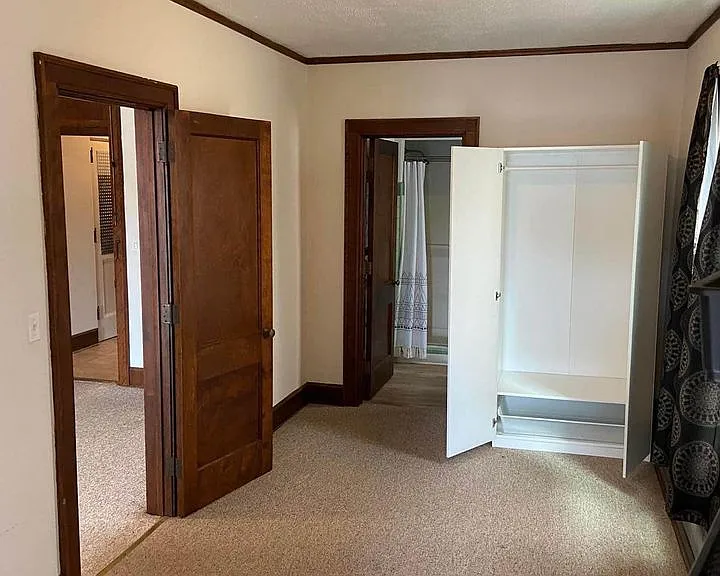 23 W Main St #1/2 — Photo 4