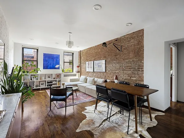 410 W 23rd St APT 4B, Manhattan, NY 10011