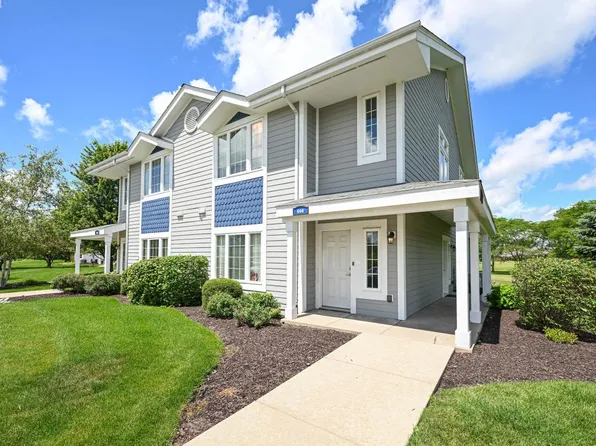 698 Geneva National AVENUE NORTH North #06-28, Lake Geneva, WI 53147