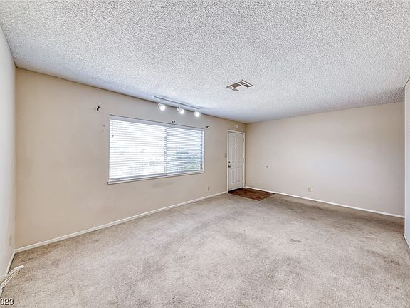 5th image of 601 Purcell Dr