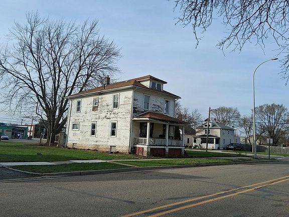 3rd image of 304 Winchester St
