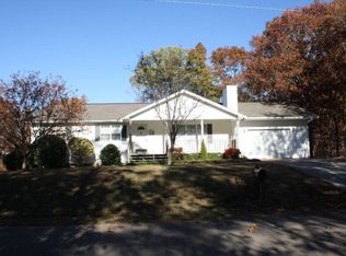 665 Alpine Rd, Camden, TN 38320