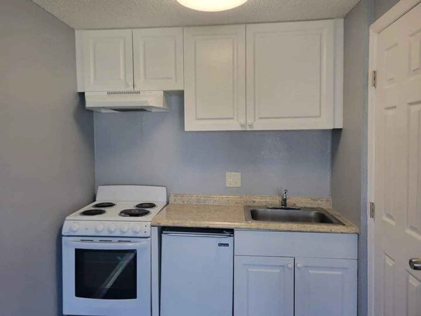 Apollo Beach Villa — Photo 4
