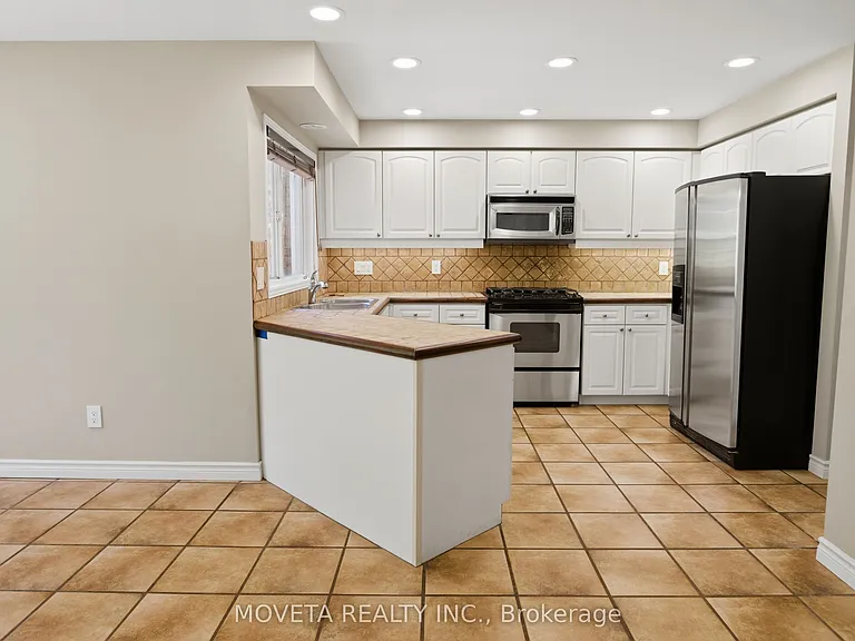 30 Briardale Pl — Photo 14