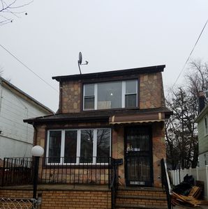 19714 116th Ave, Saint Albans, NY, 11412
