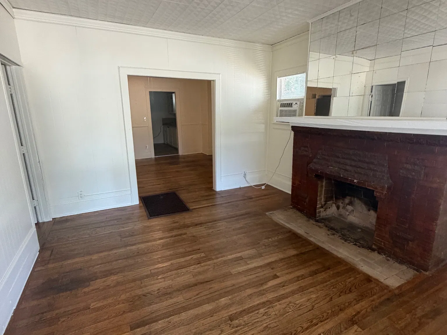 2 bed, 1078 sqft, $1,095 — Photo 2