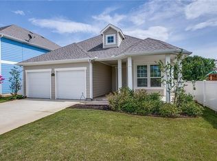 9240 Blackstone Dr, Aubrey, TX 76227
