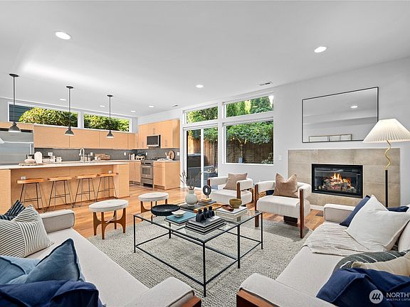 5th image of 714 28th Avenue S