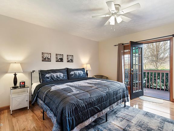 36th image of 2149 Seaton Springs Rd