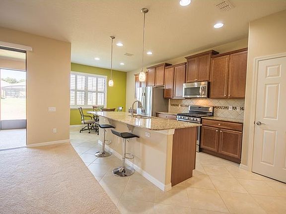 5th image of 428 De Soto Ln