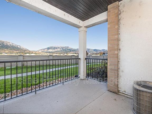 3rd image of 736 N 260 W Unit 101