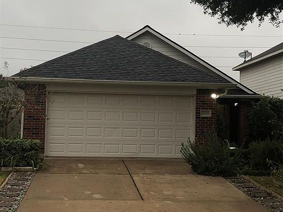 3rd image of 19114 Moss Meadow Ln