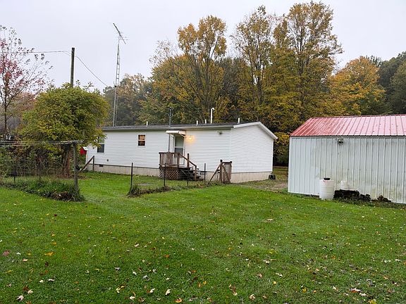 4th image of 216 Mauer Rd
