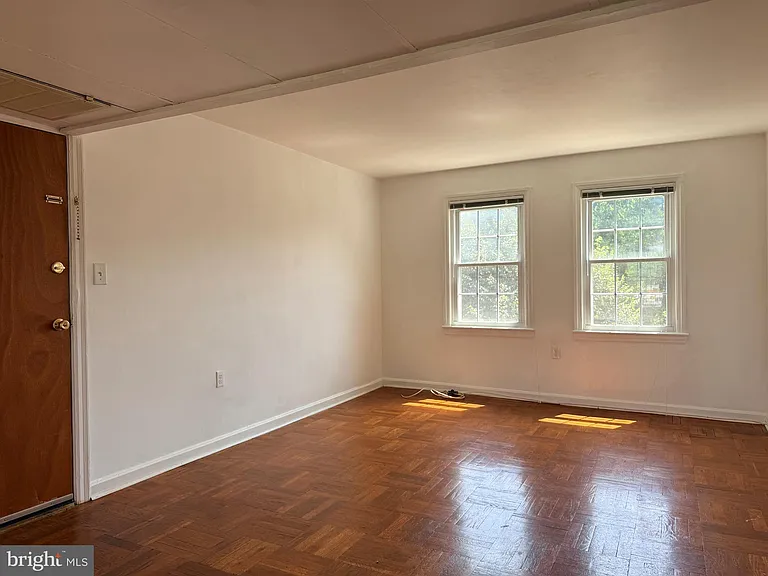 6514 Potomac Ave #C1 — Photo 8