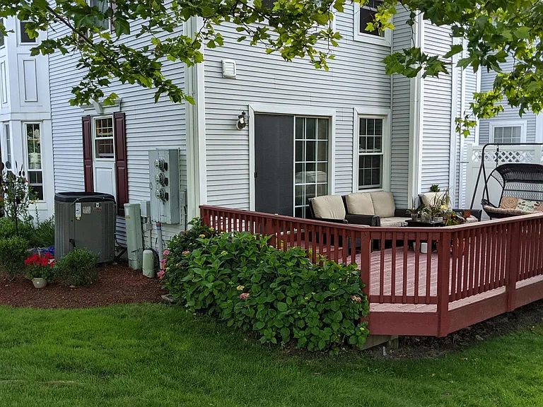 46 Bristel Rd — Photo 2