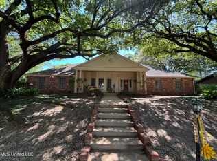 5365 River Thames Rd, Jackson, MS 39211