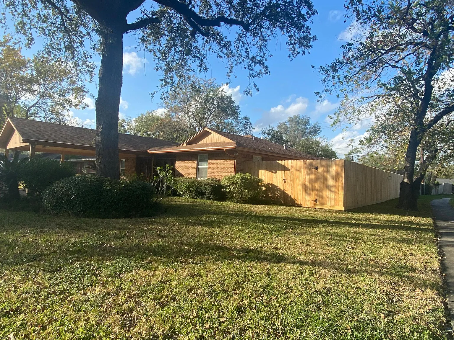 9249 Chatwood Dr — Photo 1