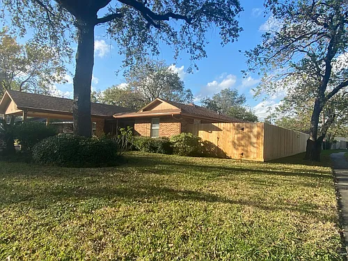 9249 Chatwood Dr Photo 1