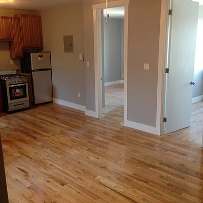 Rented by Premier Metro Realty Corp | media 3