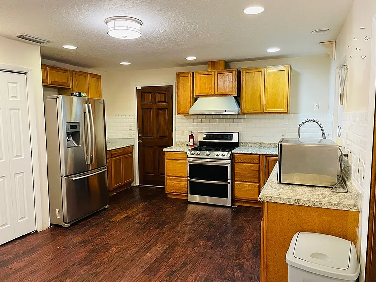2235 Macedo Rd NE — Photo 8