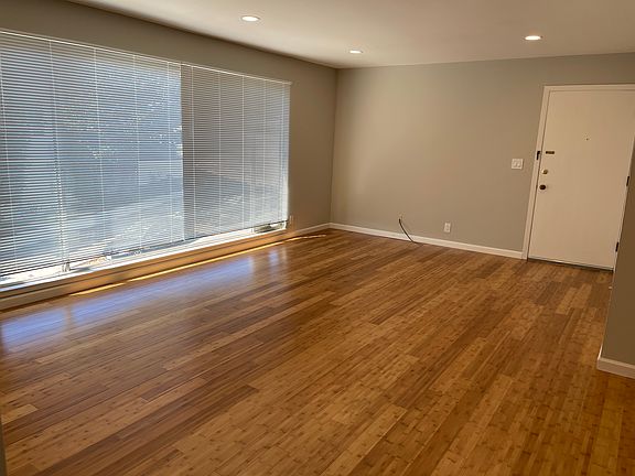 Large living room (gets great sun!)