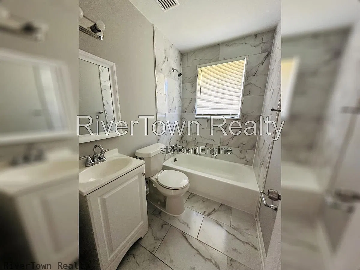 2 bed, 1.0 bath, 797 sqft, $950 — Photo 3