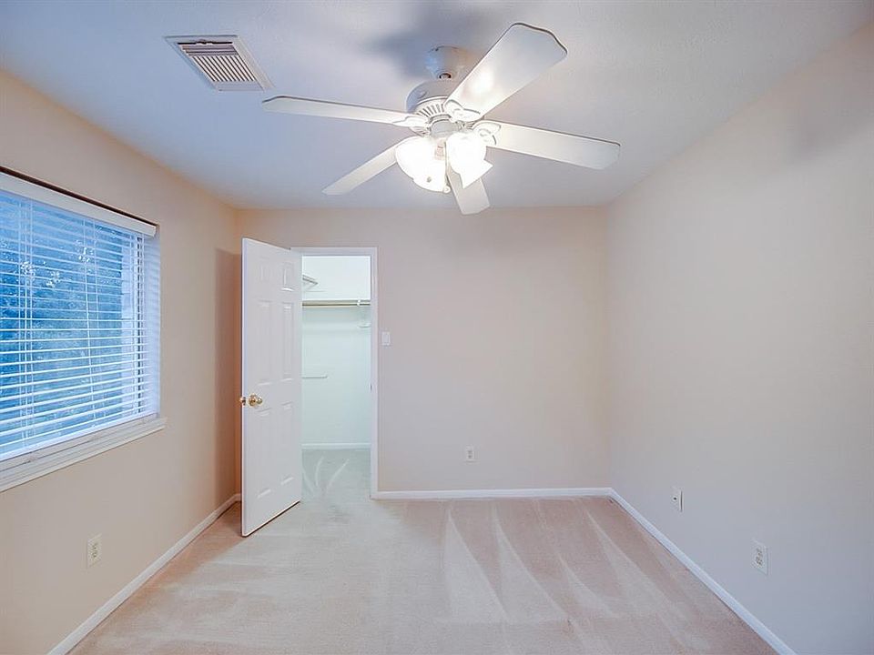 1st image of 7106 Little Redwood Dr
