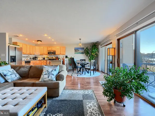 524 Riviera Dr APT A, Bel Air, MD 21085