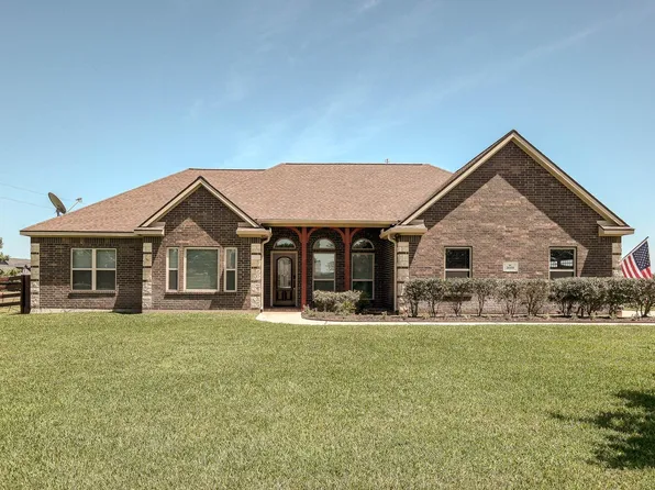 2688 Settlers Way Dr, Sealy, TX 77474