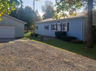 2758 Coleman Rd, Smiths Creek, MI 48074