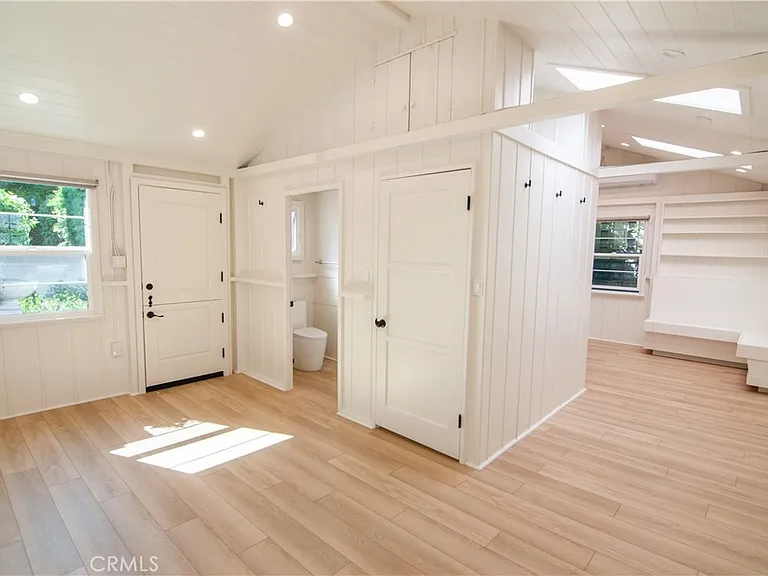 1145 N Coast Hwy #C — Photo 7