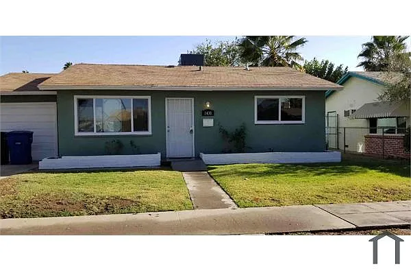 Building Photo - 1438 E Calwa Ave