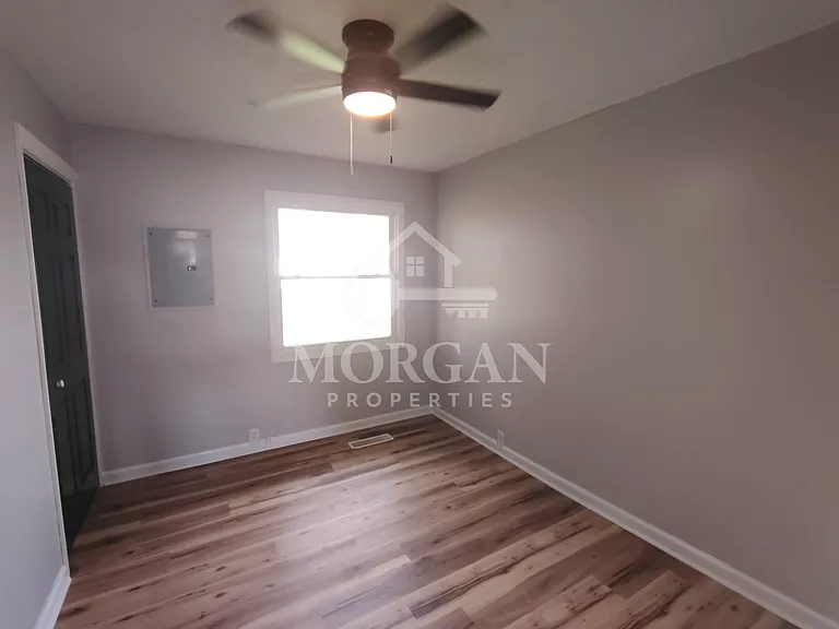 2717 Crystal St — Photo 5
