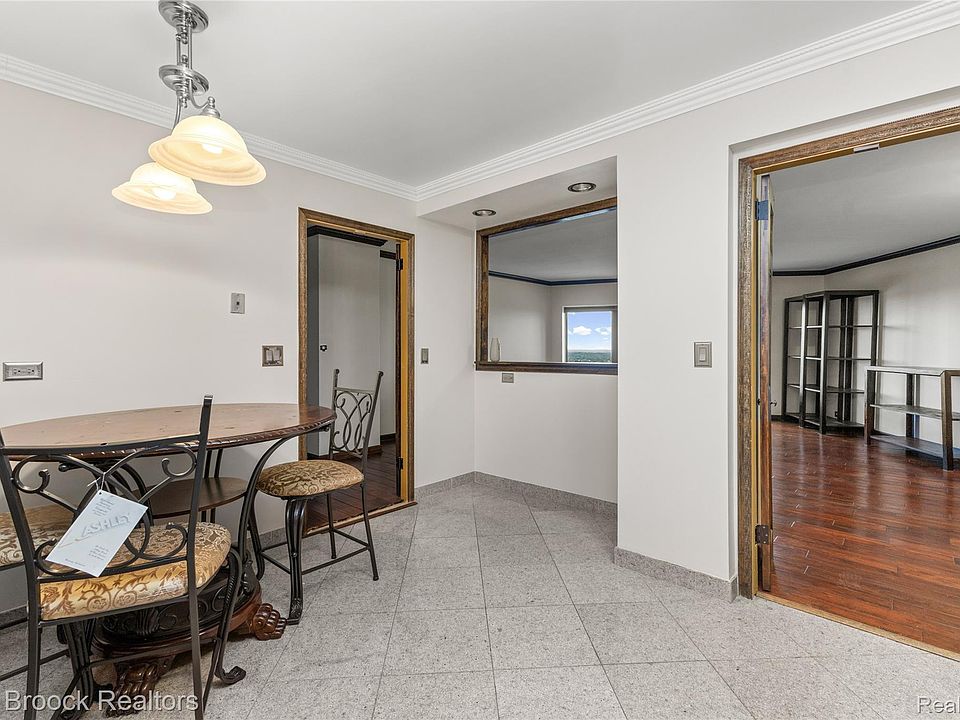 5000 Town Ctr Suite 2605, photo 16
