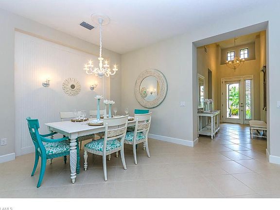 4th image of 9026 Isla Bella Cir