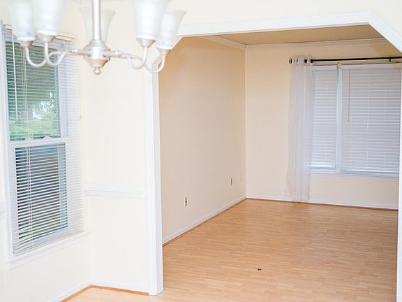 2nd image of 4732 Ardmore Ln