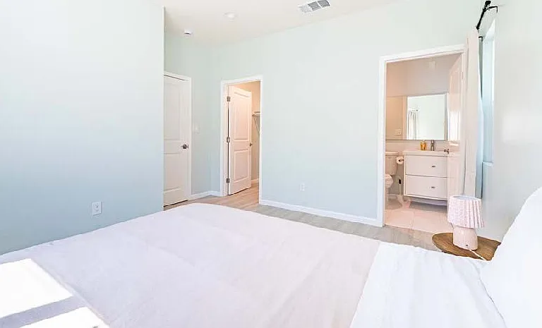 2449 S Graydon Ave — Photo 7
