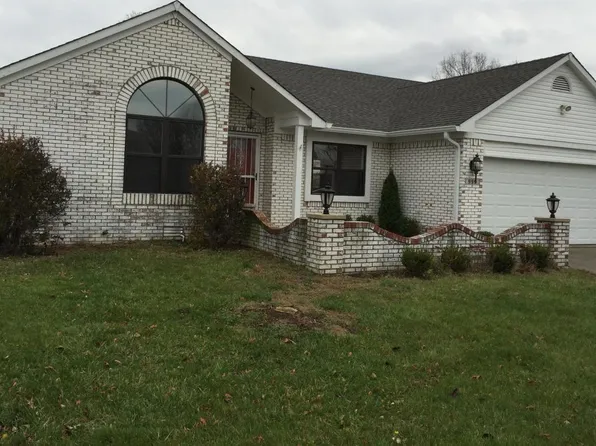 999 Leatherwood Dr, Greenwood, IN 46143