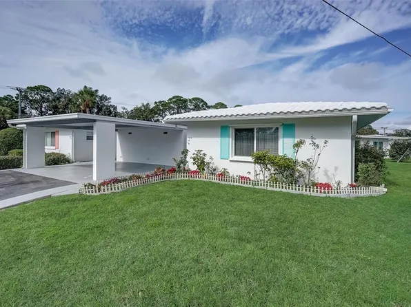 1810 University Pl #6, Sarasota, FL 34235