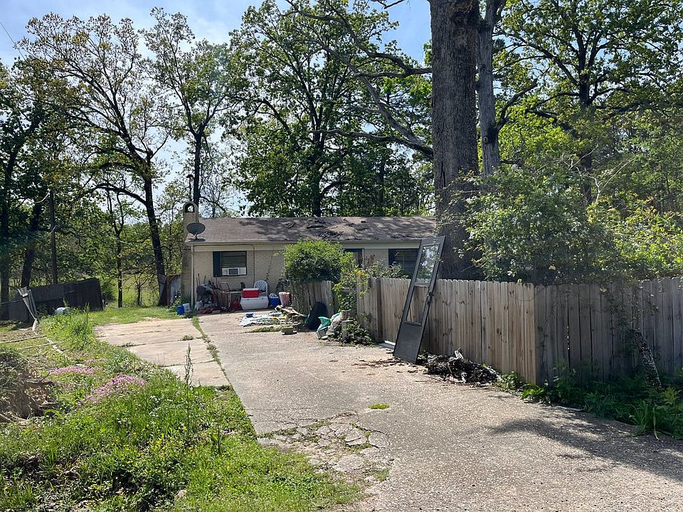 2nd image of 116 Sherwood Dr